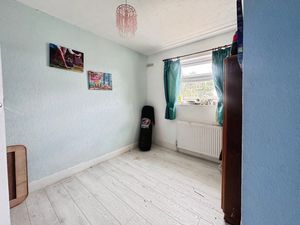 NORTH ROAD- click for photo gallery
